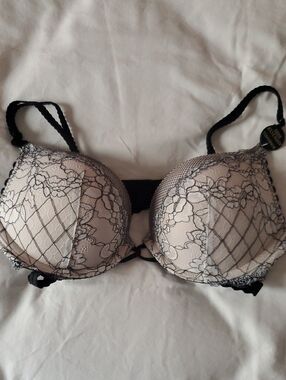 Victoria's Secret Bombshell Lace Over Nude Push-Up Bra